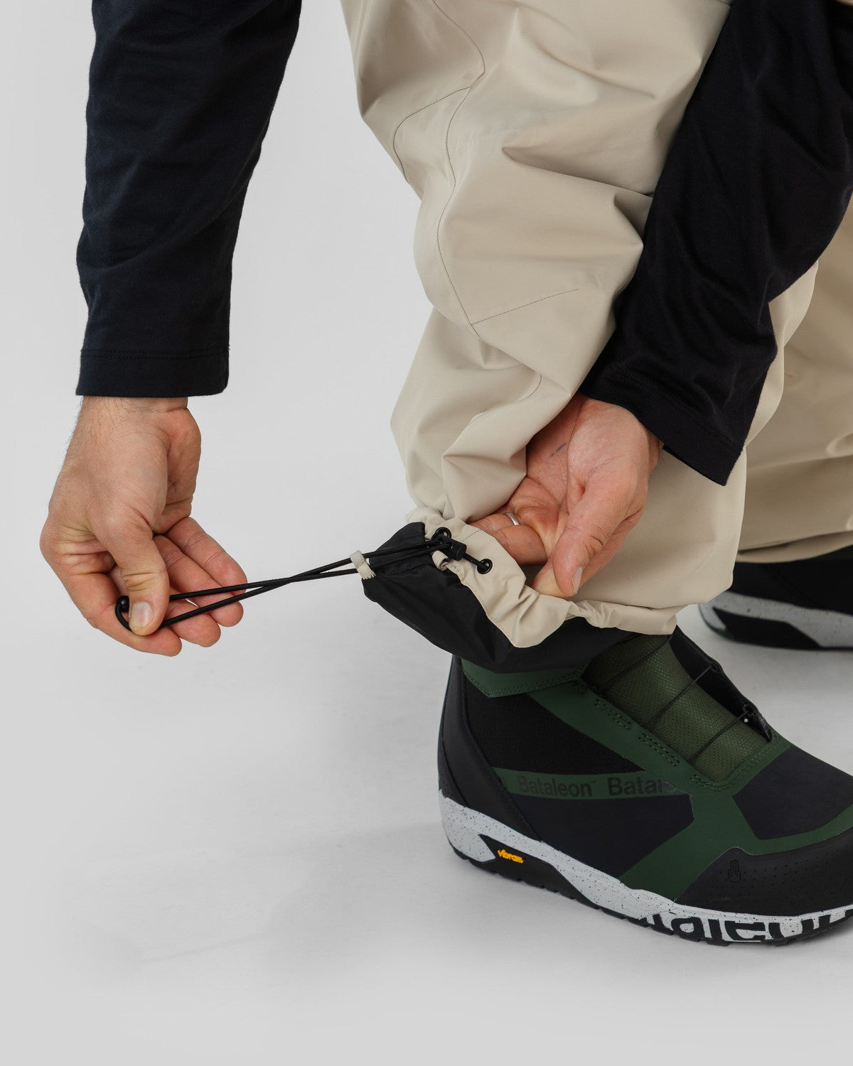 Beyond Medals Park Pants Beige