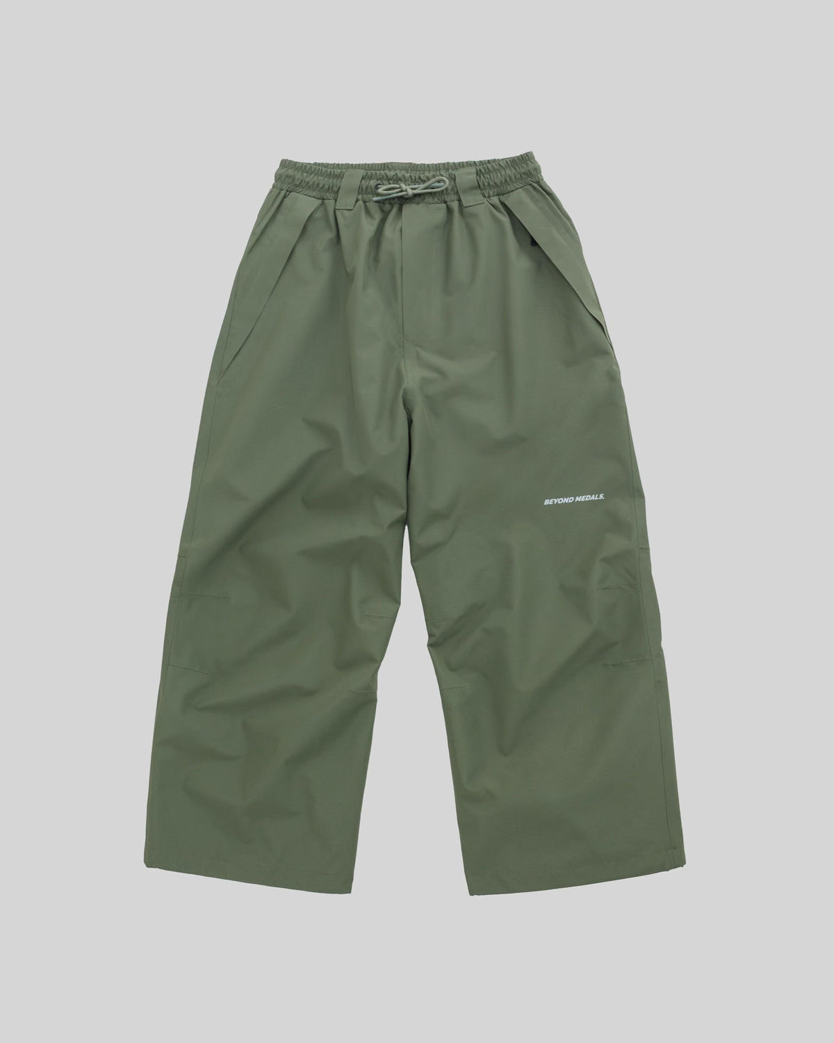 Beyond Medals Park Pants Dark Green