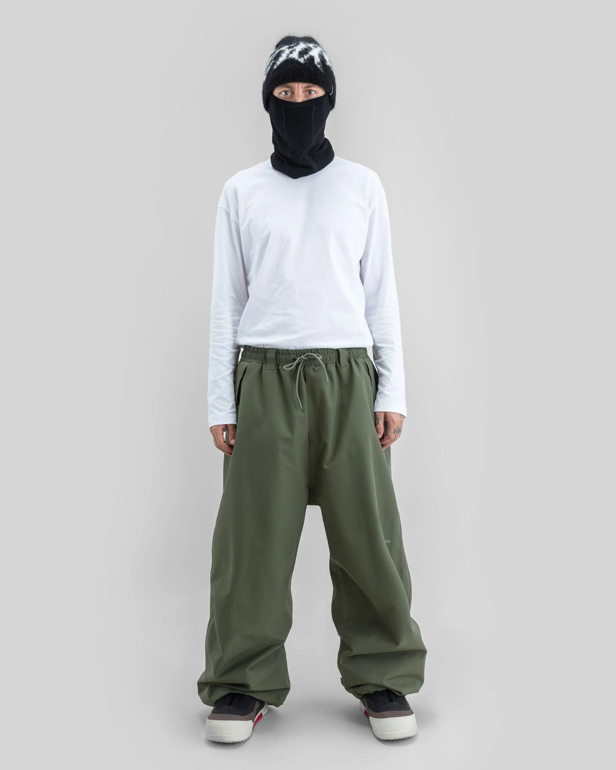 Beyond Medals Park Pants Dark Green