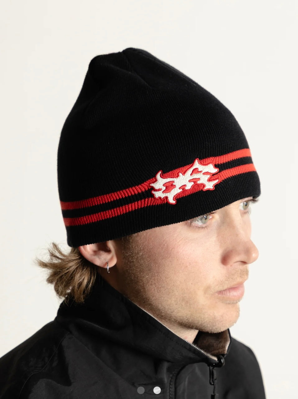 Dial Range Terra skull cap Beanie Black