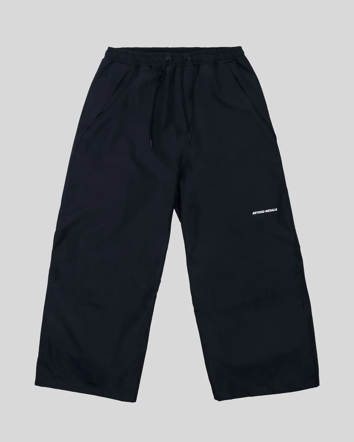 Beyond Medals Park Pants Black