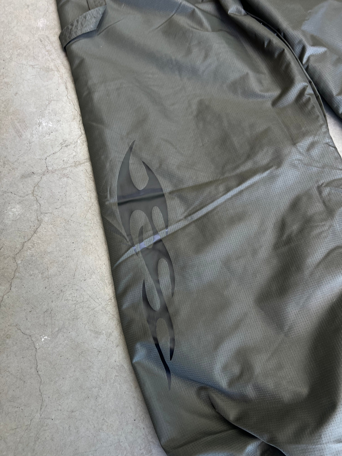 Whiteroom Tribal Carpenter Snow Pants Olive