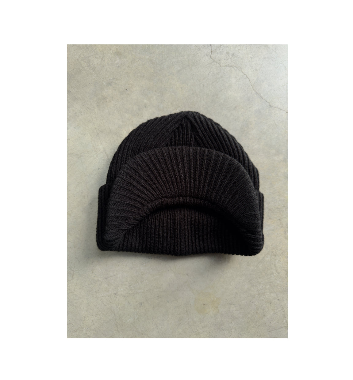Whiteroom x Amigoz The Peak Beanie Black
