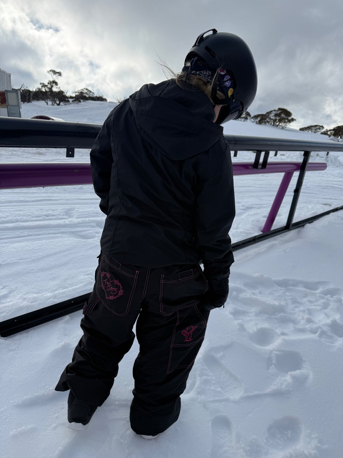 Whiteroom x Amigoz Barbed Heart Carpenter Snow Pants Black Pink