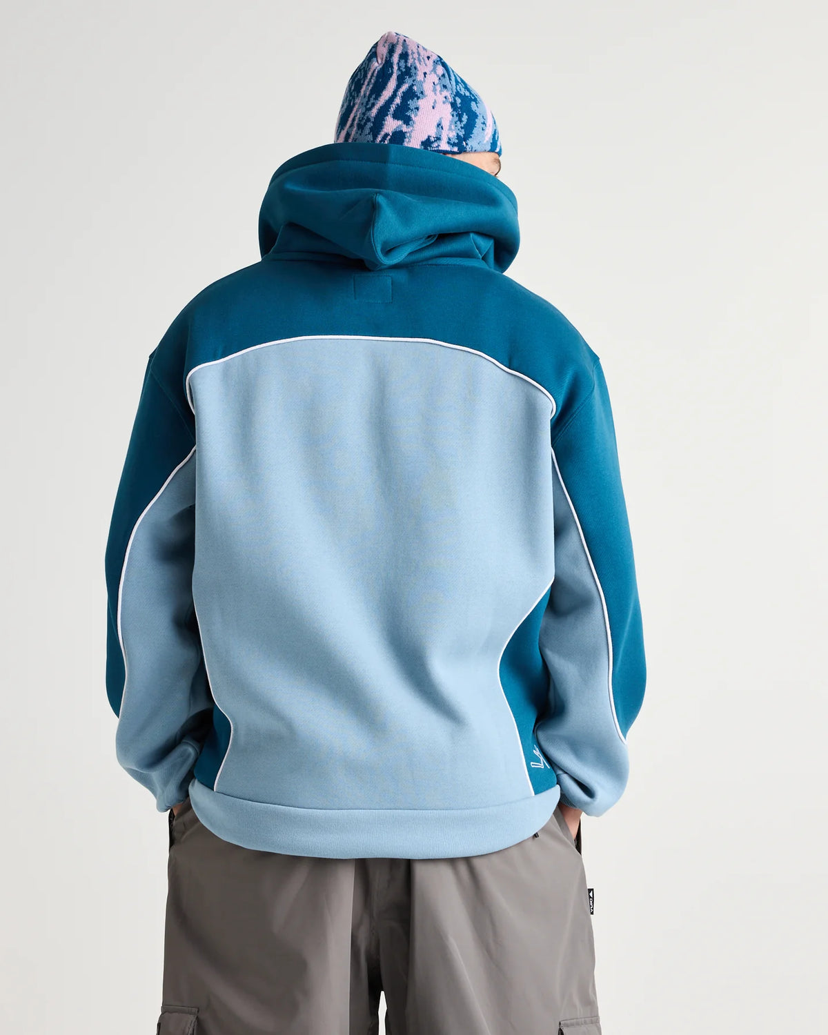 Yuki Threads Mobbin Hoodie Legion Windward