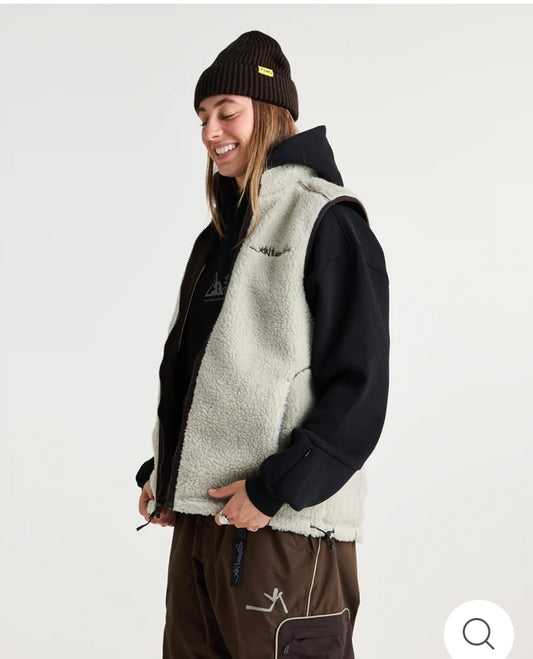 Yuki Threads Mobbin Reversible Vest Chocolate