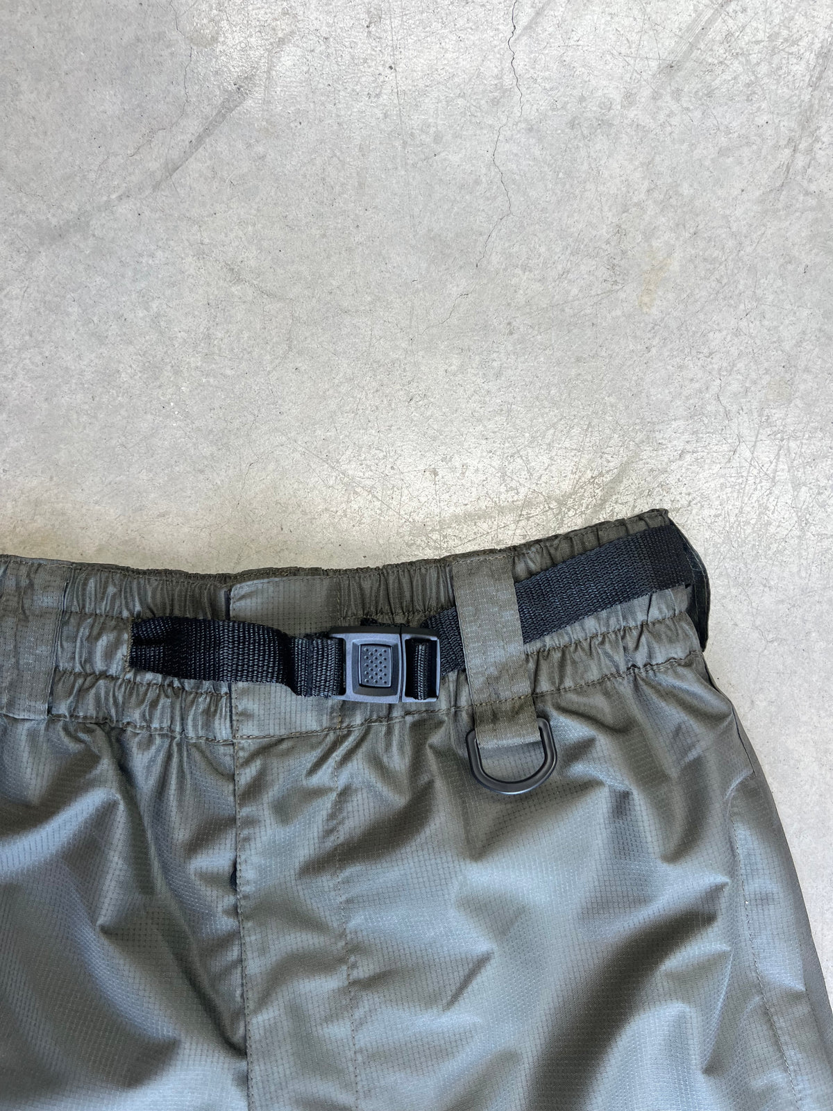 Whiteroom Tribal Carpenter Snow Pants Olive