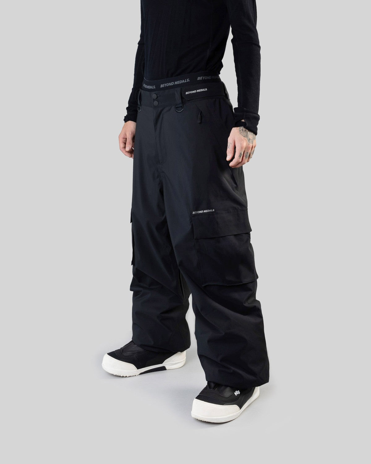 Beyond Medals Cargo Pants 2L Black