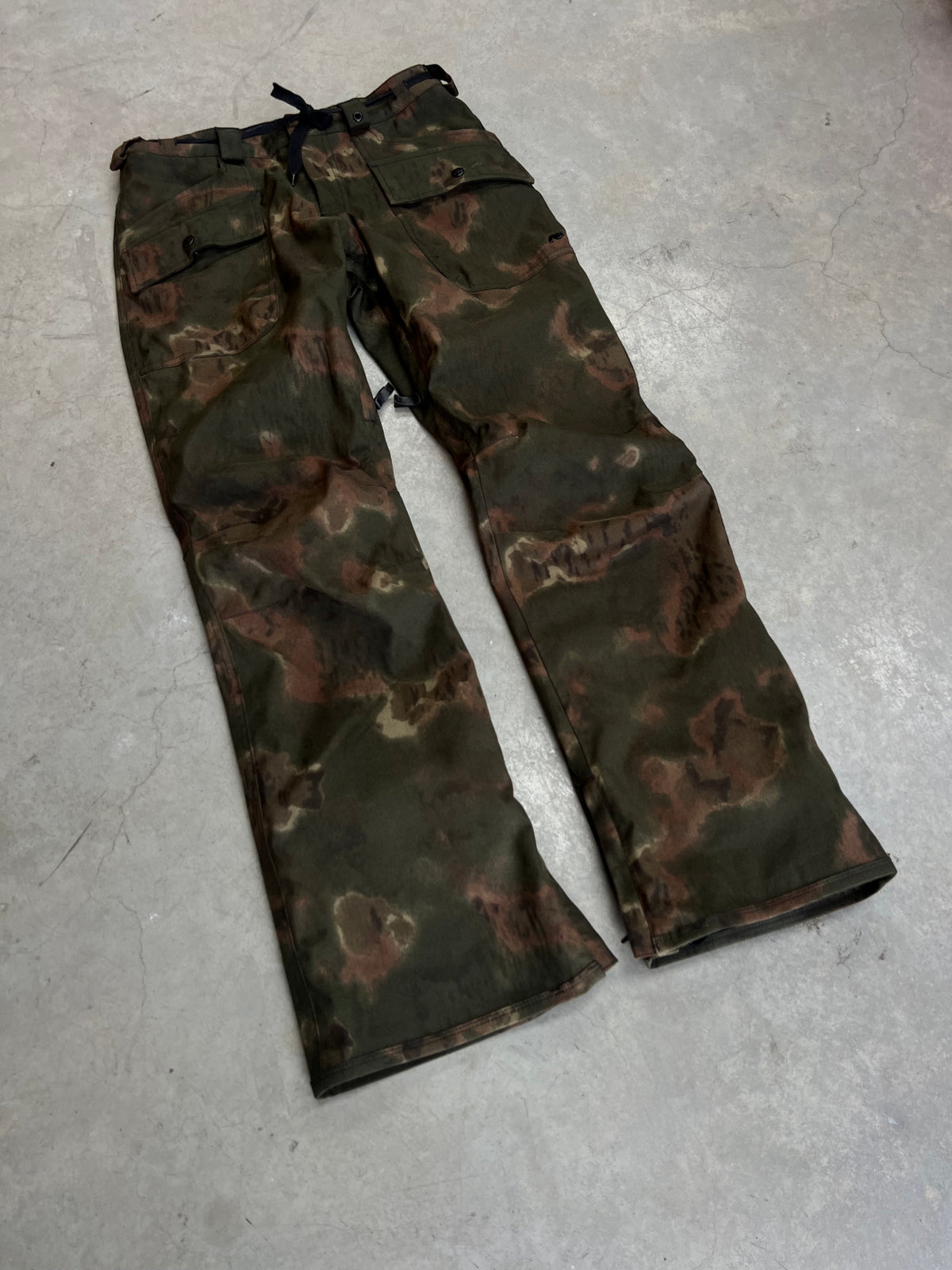 Analog Camo Snow Pants