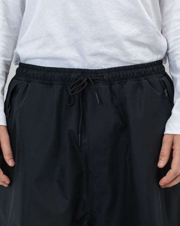 Beyond Medals Park Pants Black