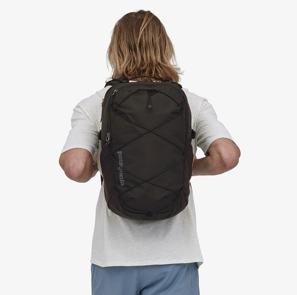 Patagonia Refugio Daypack 30L Black
