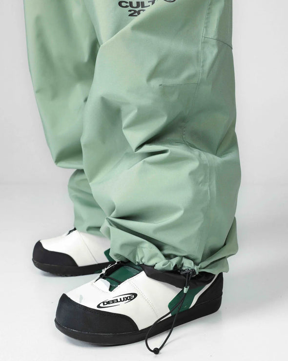 Beyond Medals Park Pant Green