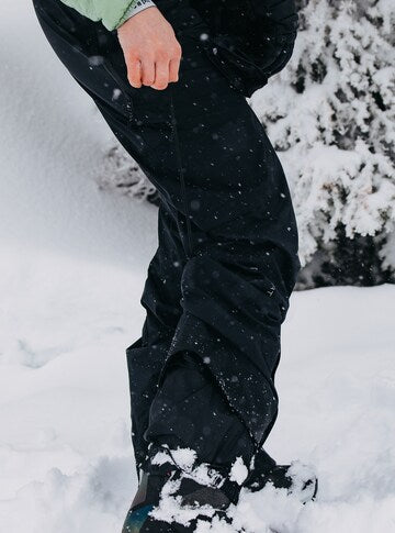 Burton Women’s [ak] Kimmy GORE-TEX 2L Bib Pants True Black