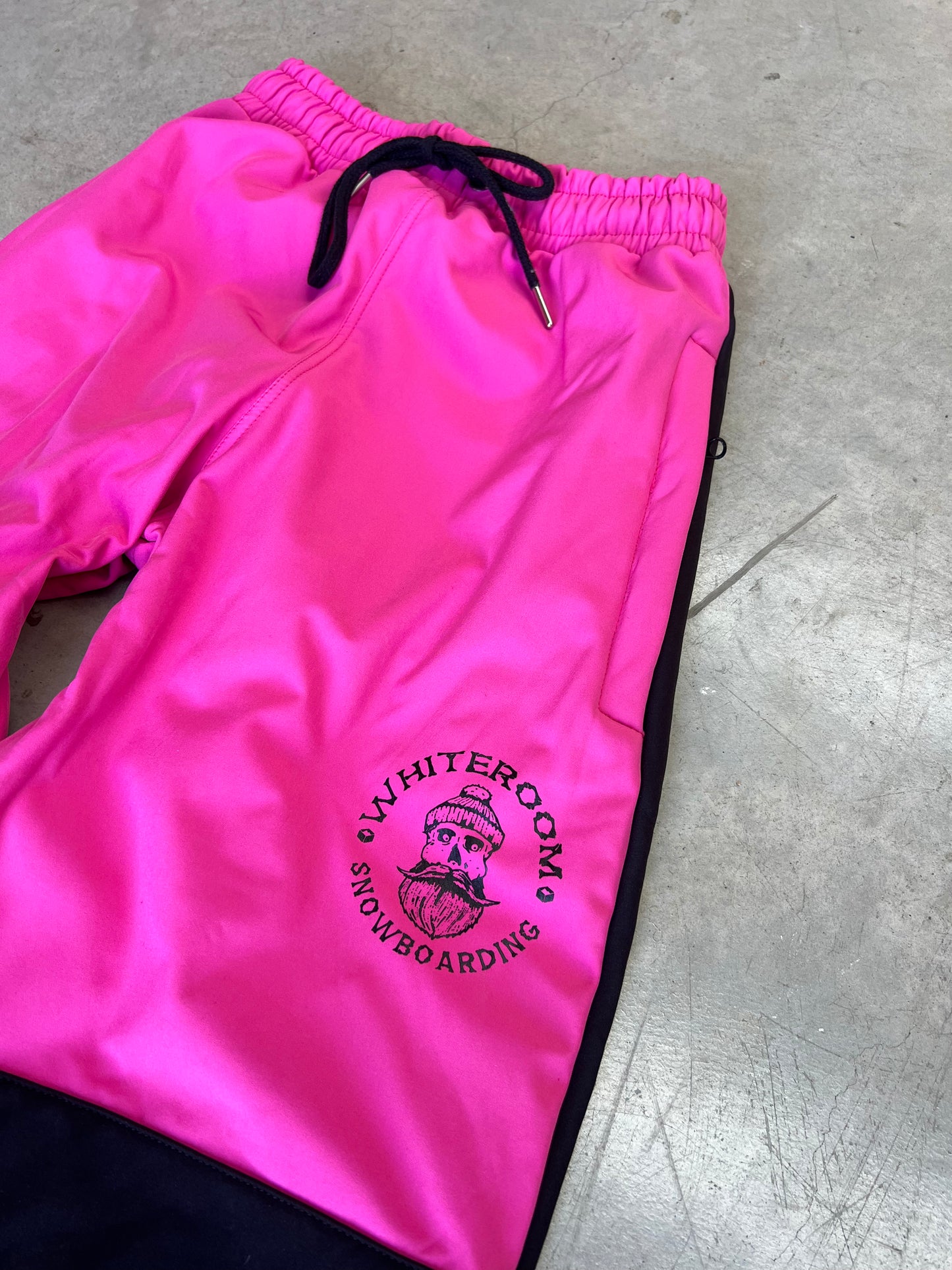 Whiteroom Snowboard Pants Pink