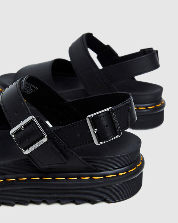 Dr. Martens Voss Black