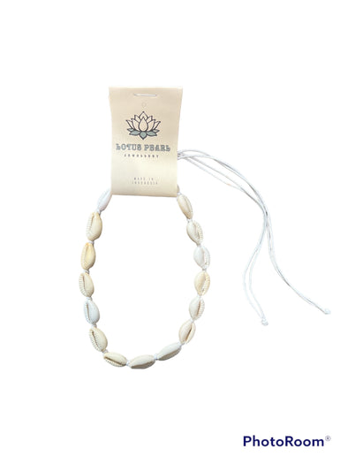 Lotus Pearl White Shell Necklace