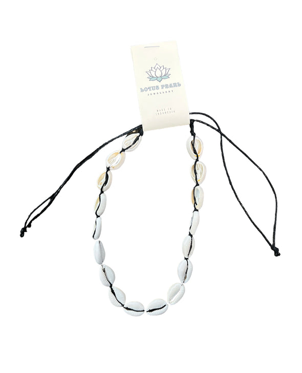Lotus Pearl Shell Necklace